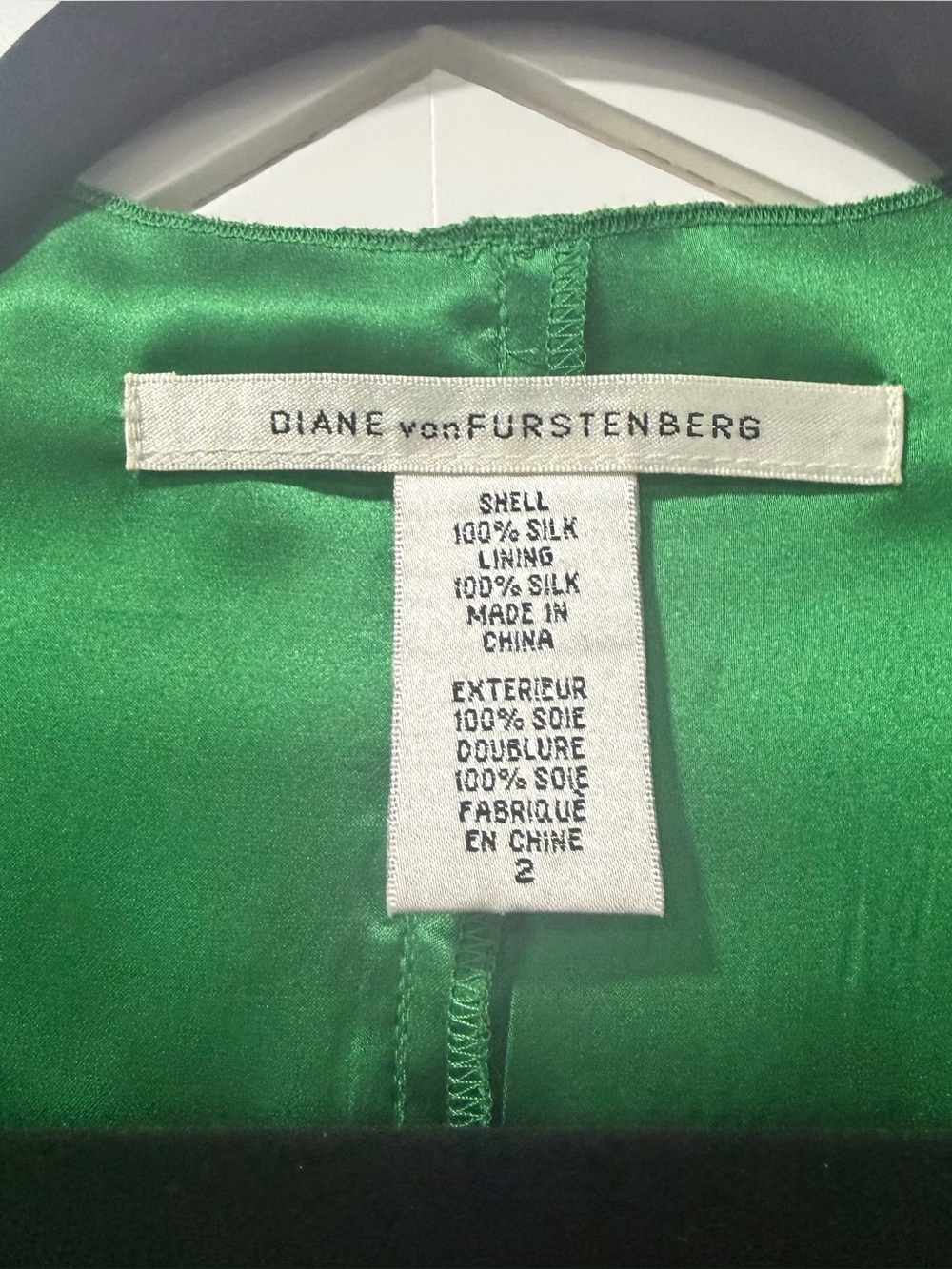 DVF Diane von Furstenberg Green 100% Silk Pleated Short Sleeve Wrap Tie Top 2 - Picture 6 of 11